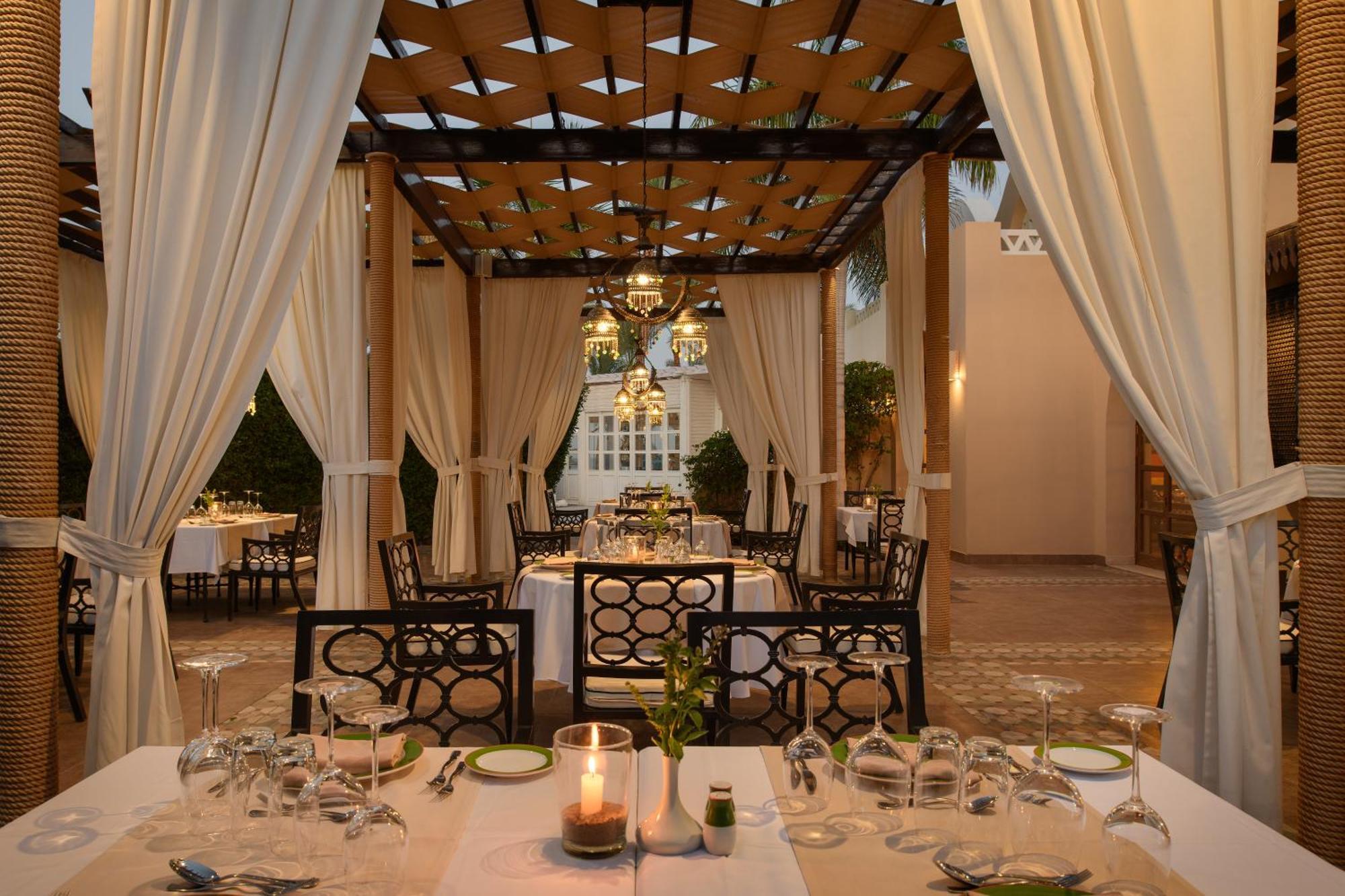 Iberotel Redsina Sharm el-Sheikh Luaran gambar The restaurant at the hotel