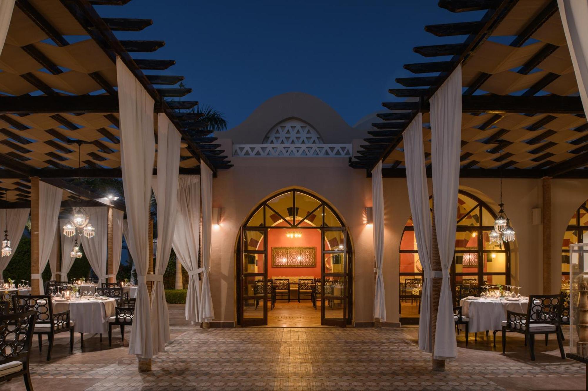 Iberotel Redsina Sharm el-Sheikh Luaran gambar The restaurant at the hotel